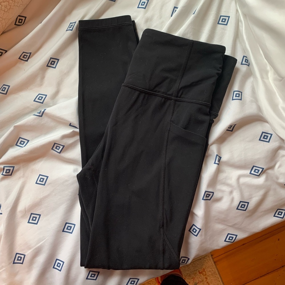 Athleta leggings w/ pockets